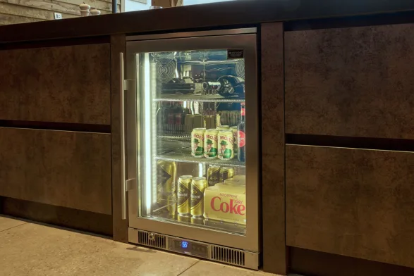 Free standing fridge