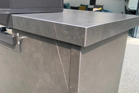 Modern outdoor kitchen 5